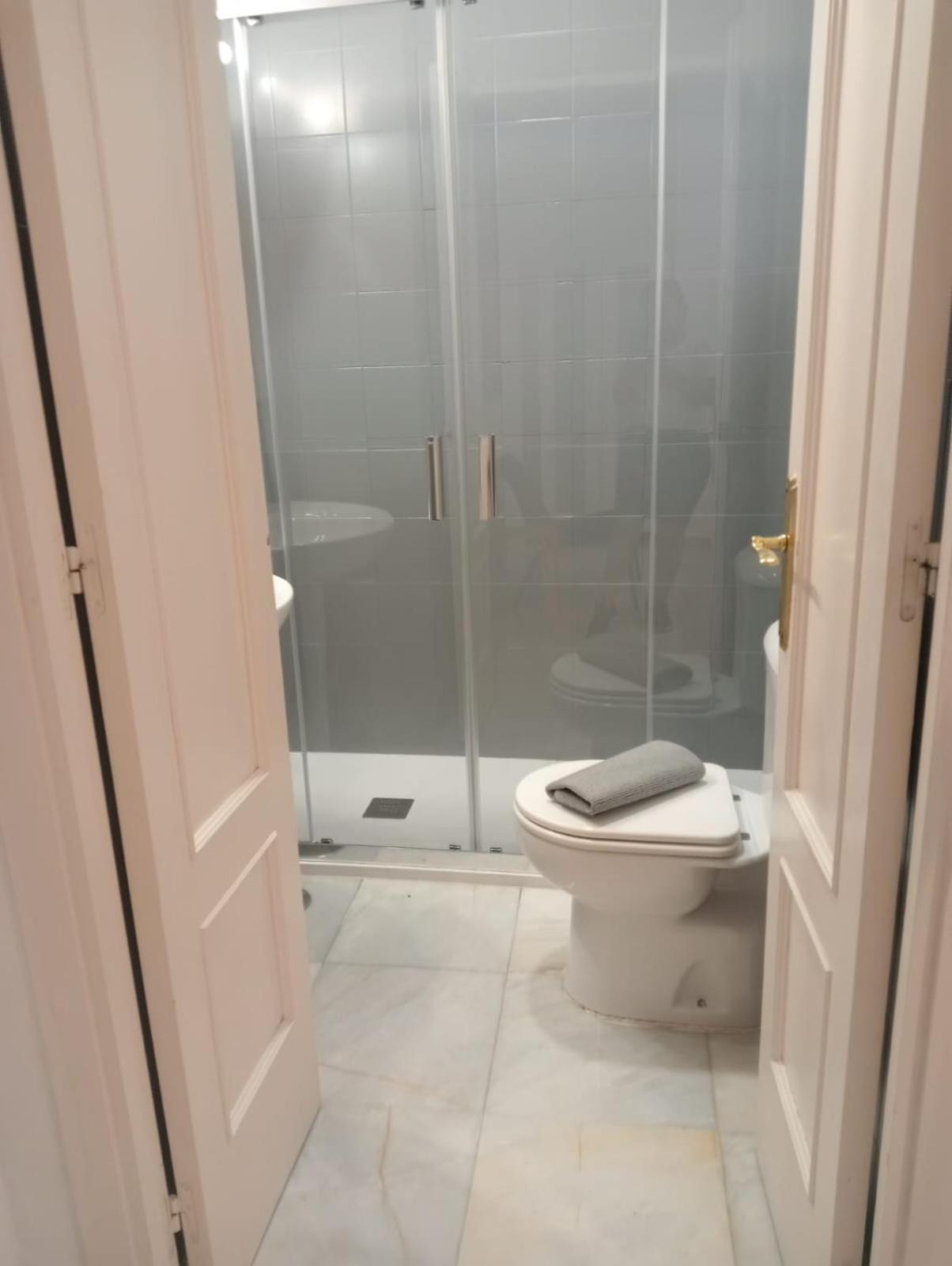 C Palacio Parking Segun Disponibilidad * Sevilla